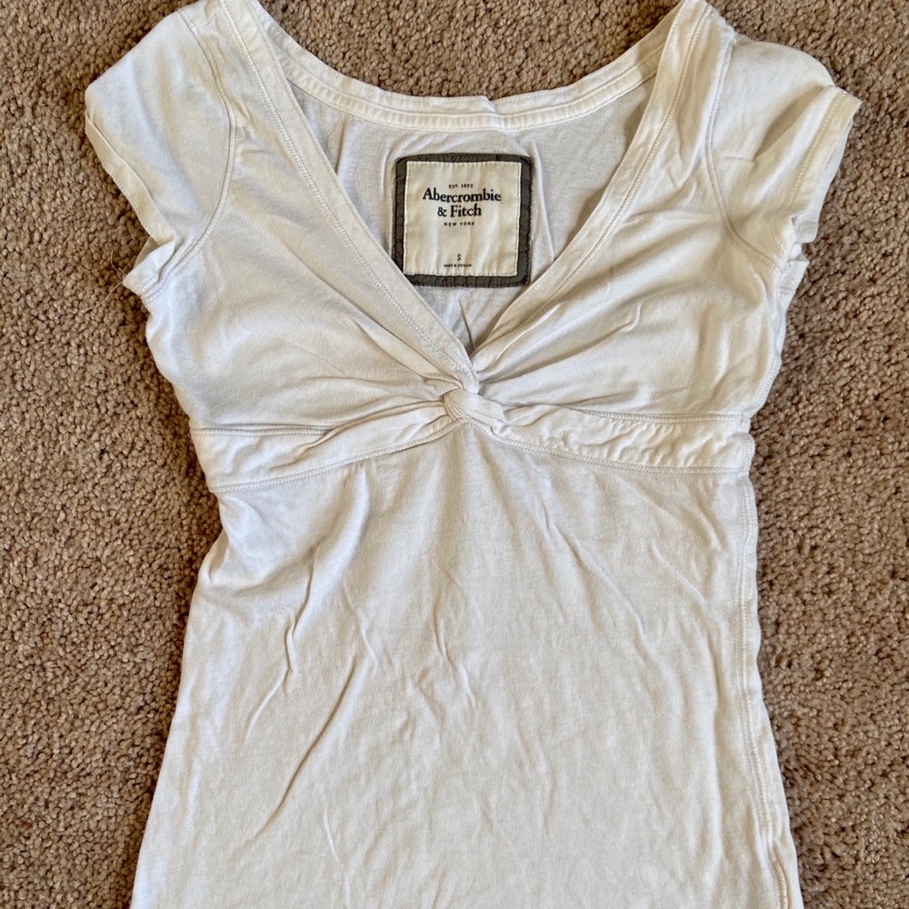 Abercrombie knot front top